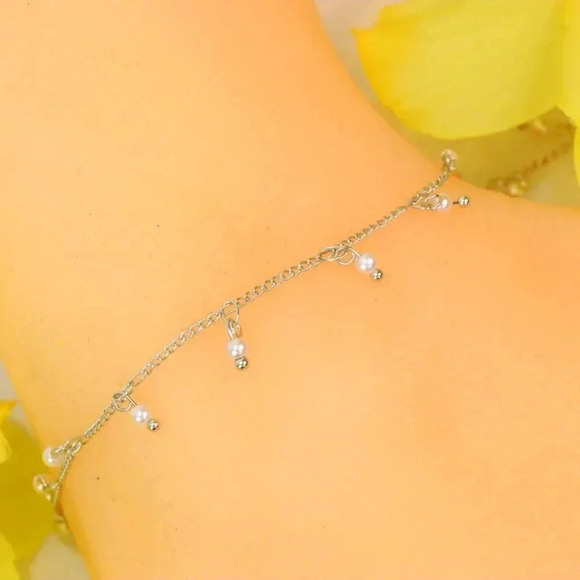 Minimalist Anklet, Sleek & Modern Design, Women’s Fashion, YC110313-A - Picture 8 of 10